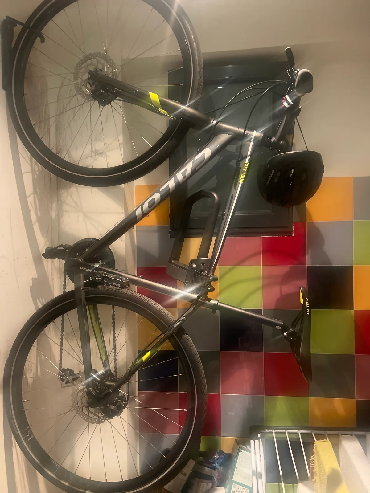 Caloi City Tour Shimano com Freios a Disco - Semi-nova